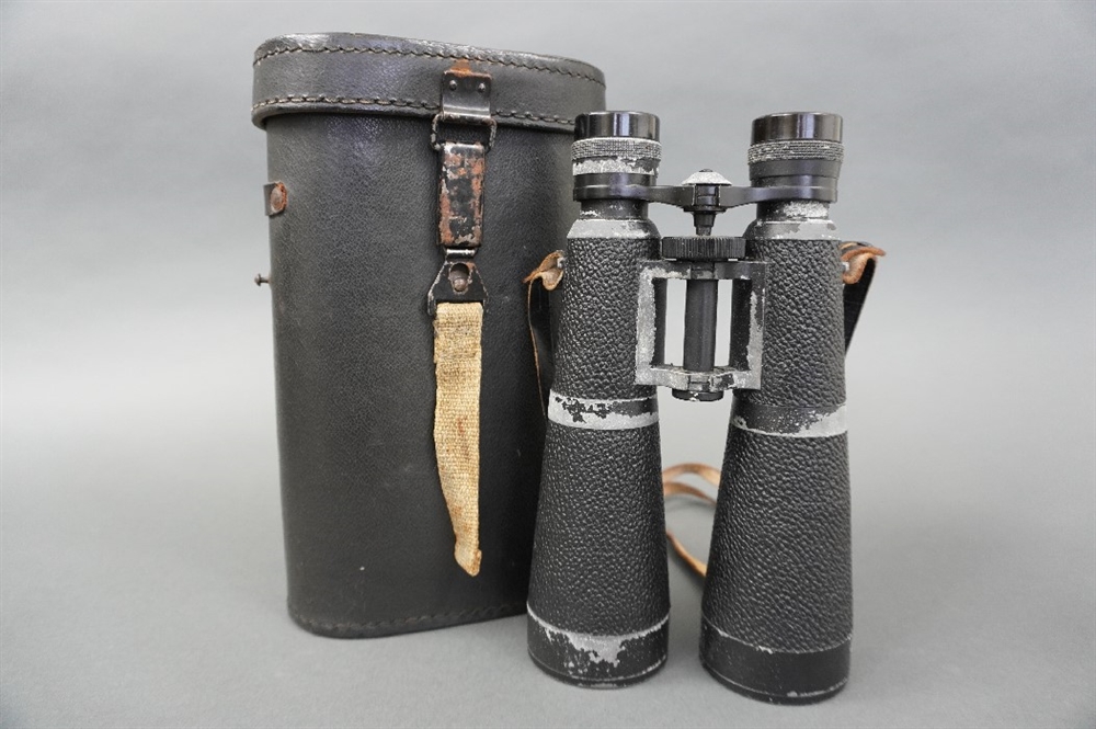 Post War Hensoldt Wetzlar 8x56 Nacht-Dialyt Binoculars With Case
