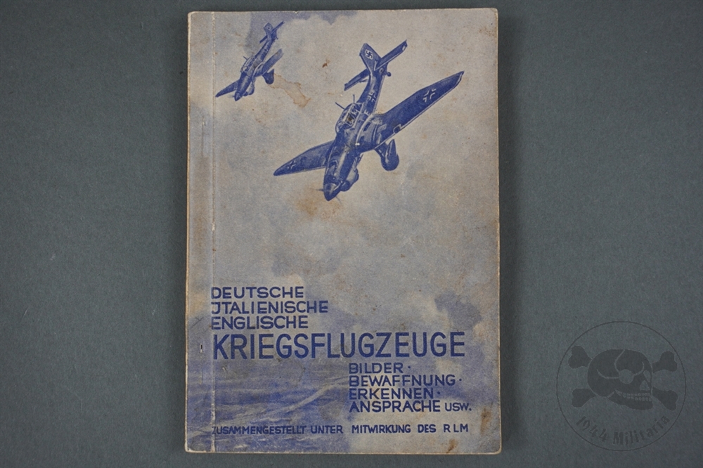 Original German WWII “Kriegsflugzeuge” Aircraft Recognition Book
