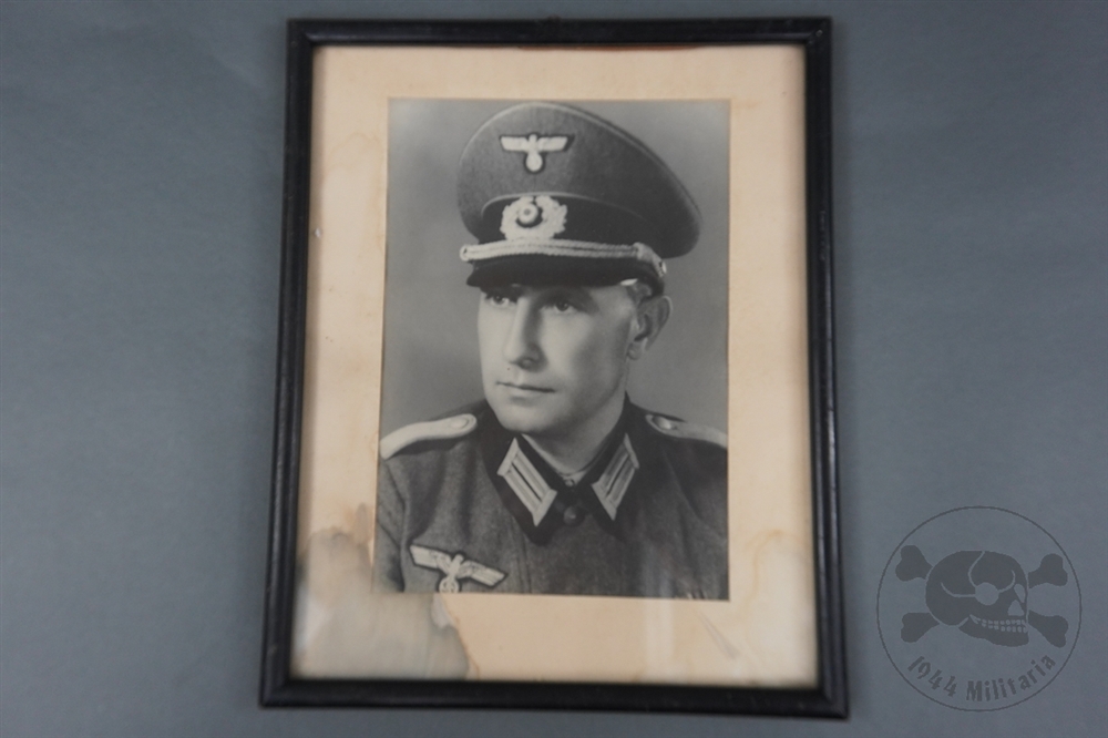 Hellmuth Reymann Original German WWII Framed Portrait Photo Of Heer Officer