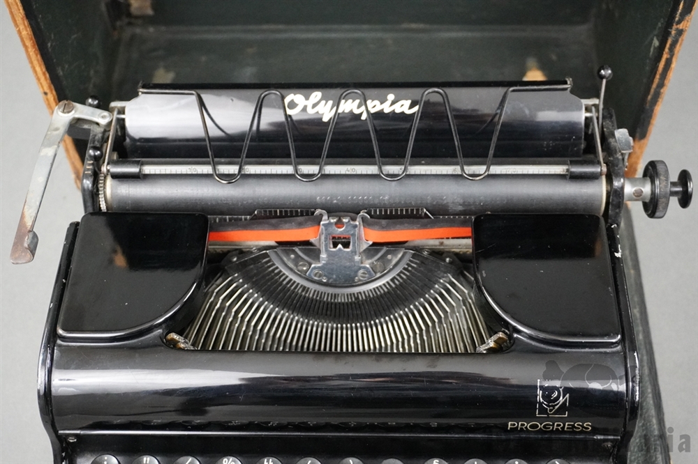 Original German WWII Office Typewriter With SS Key