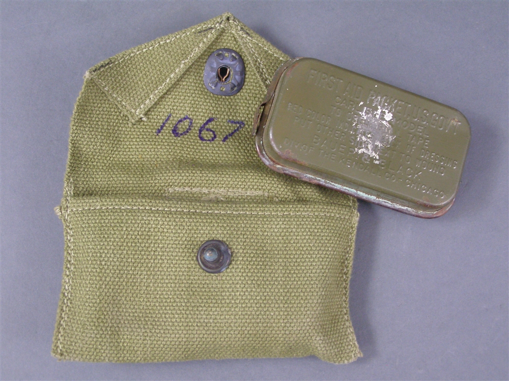 Original US WWII M1942 Field Dressing Pouch E.A. Brown 1943 With