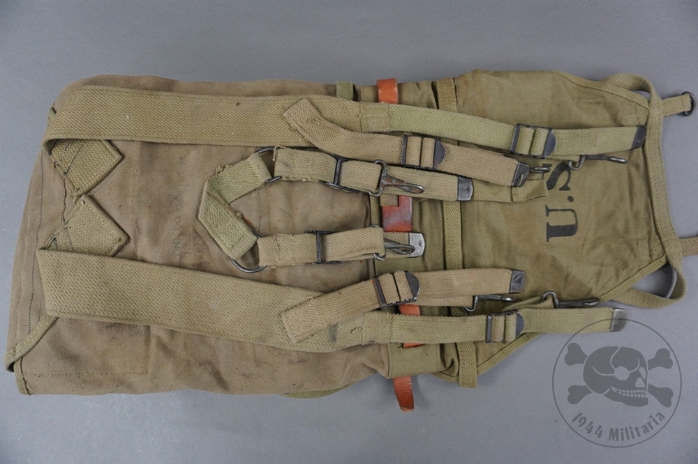 Original US WWII M-1928 Haversack Field Pack Dated 1942